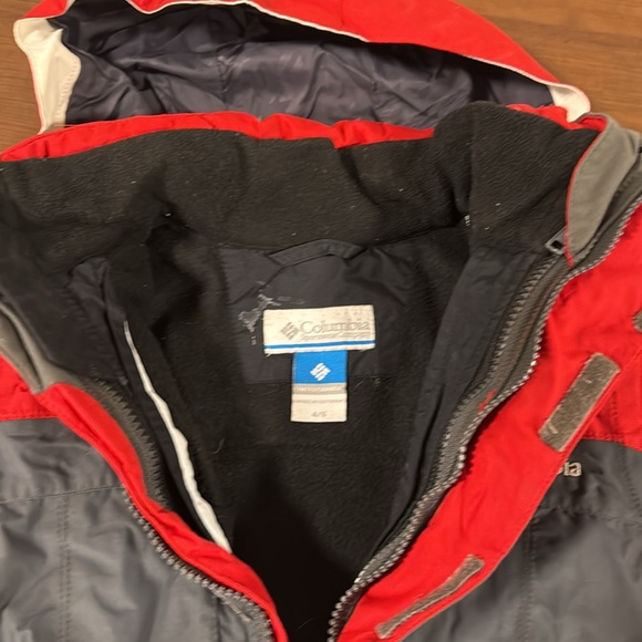 Columbia Bugaboo Winter Jacket with Detachable Fleece Liner - Youth Size 4/5 - Picture 3 of 5
